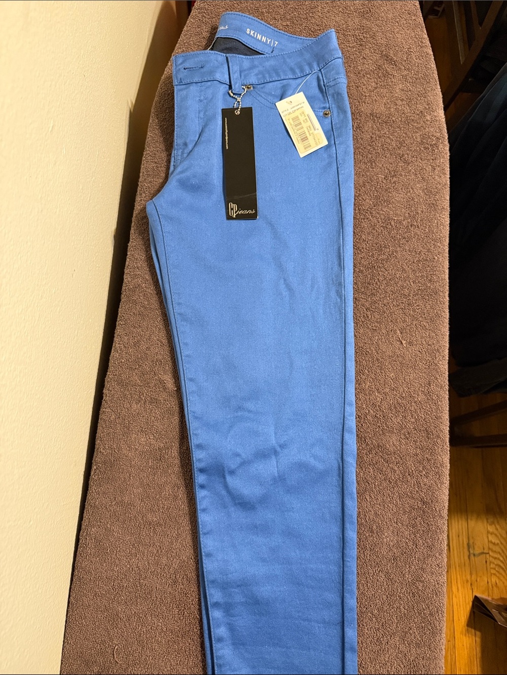 Women’s Skinny Jeans in Bright Blue – Stretch Slim Fit
